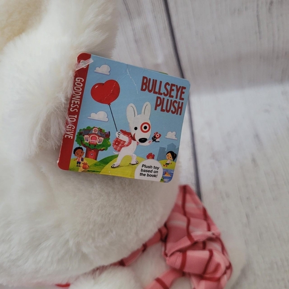 Bullseye Plush Dog 14" Exclusive 2023 New With Tags - Picture 5 of 5